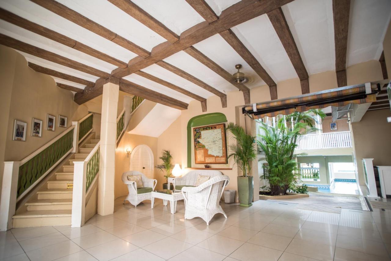 Hotel Peten Express Flores Ngoại thất bức ảnh