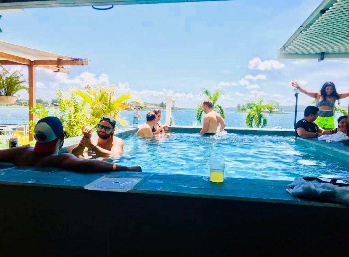 Hotel Peten Express Flores Ngoại thất bức ảnh